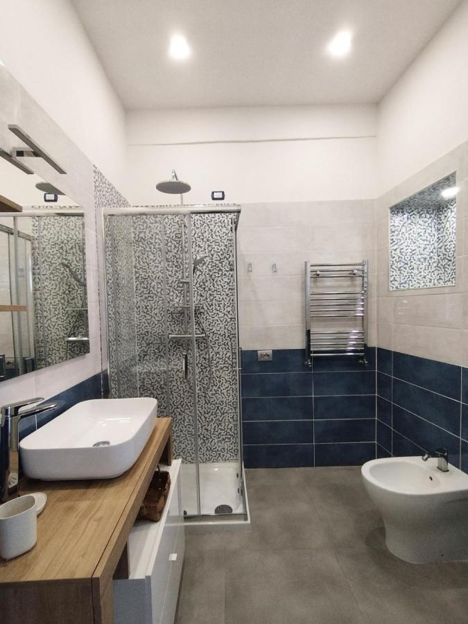 La Puteca Bed & Breakfast Napoli Bagian luar foto