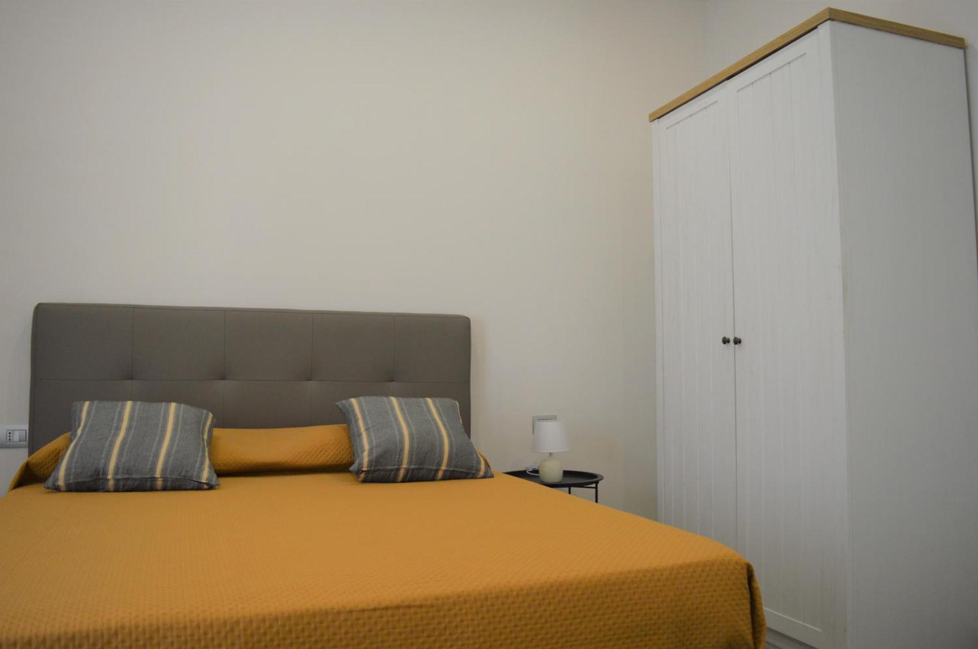 La Puteca Bed & Breakfast Napoli Bagian luar foto