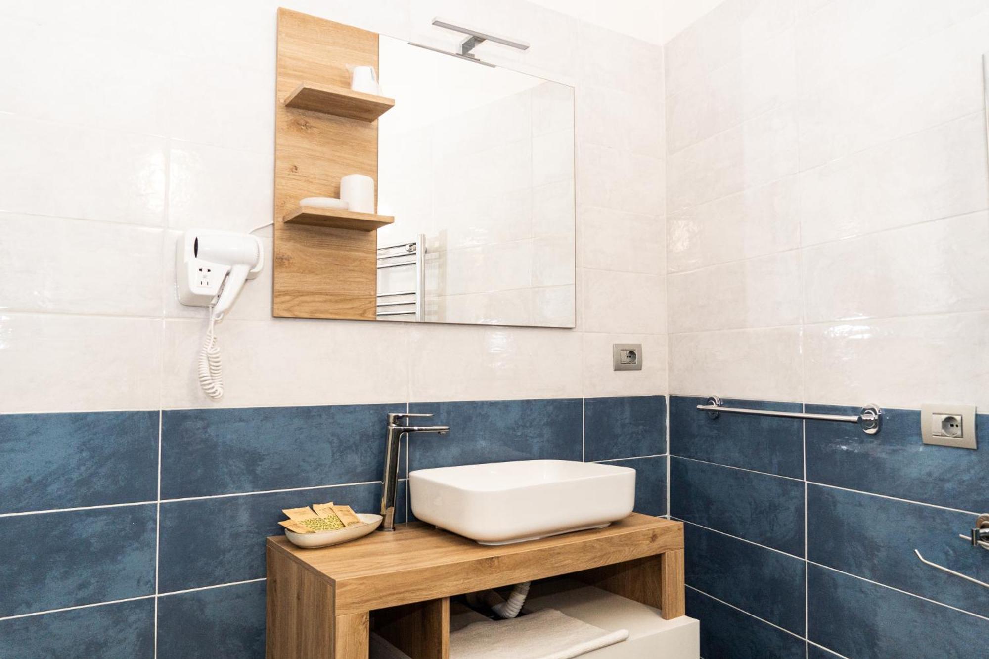 La Puteca Bed & Breakfast Napoli Bagian luar foto