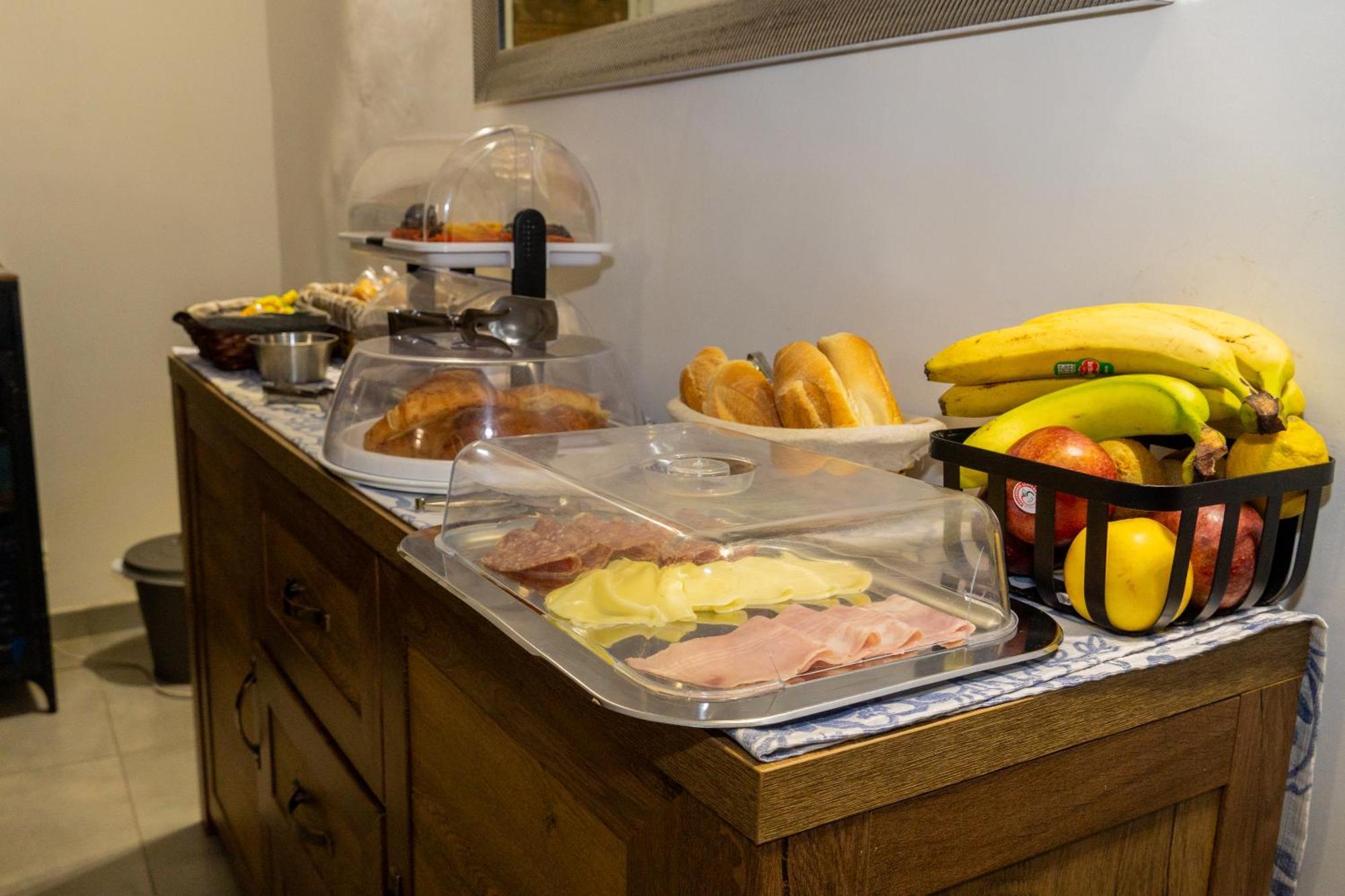 La Puteca Bed & Breakfast Napoli Bagian luar foto